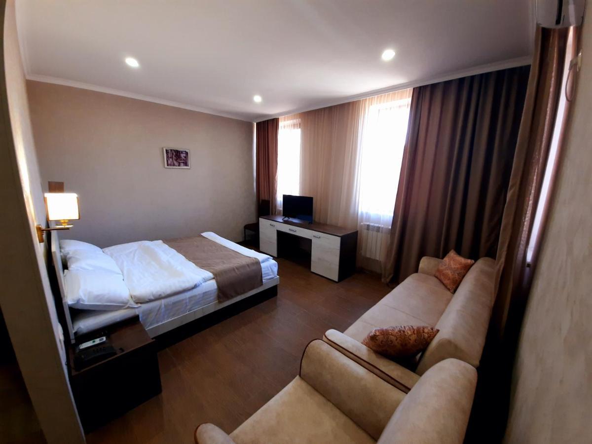 Cherry Garden Boutique Hotel Yeghegnadzor Ngoại thất bức ảnh
